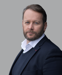 Dr Krzysztof Wiater